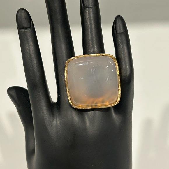 Milky Quartz & Bronze Statement Ring     Sz 7 - Picture 2 of 9